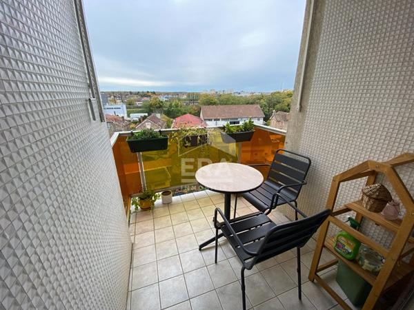 Appartement Melun 4 pièce(s) 85.86 m2