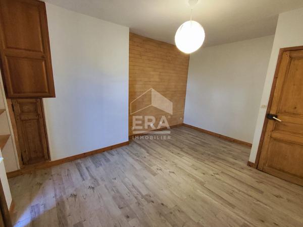 Maison 6 pièces 128.29 m2 jardin garage