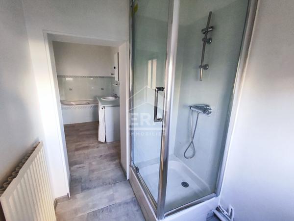 Maison 6 pièces 128.29 m2 jardin garage