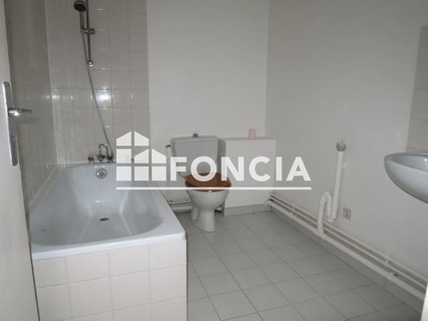 Location Appartement 2 pièces 62.68 m² - 42 BIS RUE DU GRAND PONT Epernon 28230
