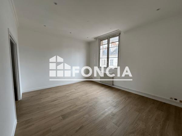 Location Appartement 3 pièces 81.04 m² - 16 RUE JEANNE D'ARC Orleans 45000