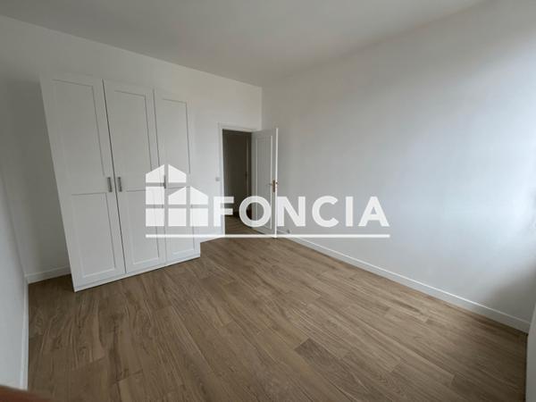 Location Appartement 3 pièces 81.04 m² - 16 RUE JEANNE D'ARC Orleans 45000