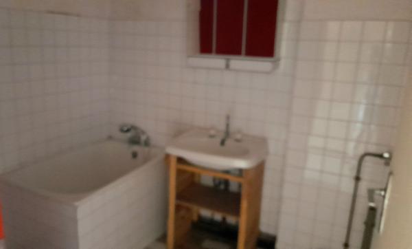 Menglon (26410) Menglon ( Drôme)-Maison de village