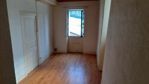 Menglon (26410) Menglon ( Drôme)-Maison de village