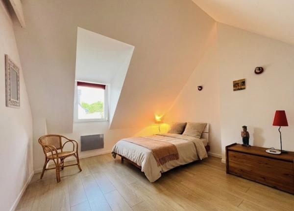 Maison 5 pièce(s) 4 chambre(s) 136 m²