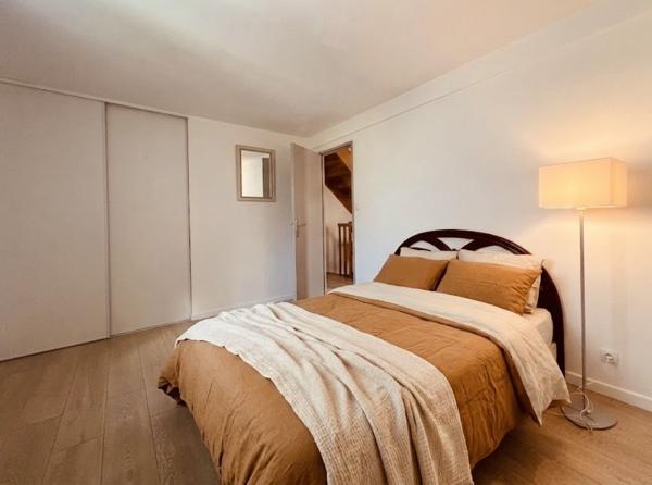 Maison 5 pièce(s) 4 chambre(s) 136 m²