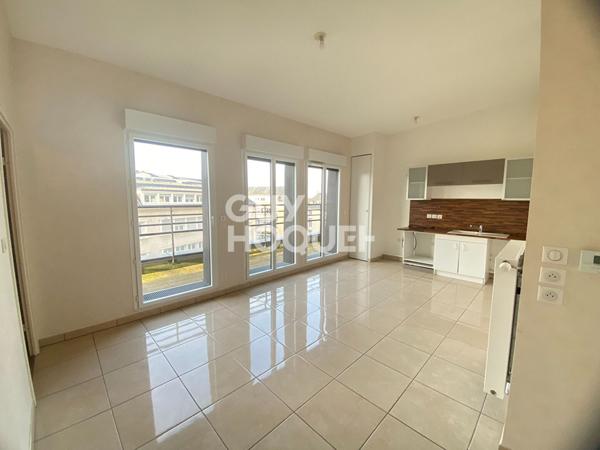 CHARTRES - T3 Place des Épars