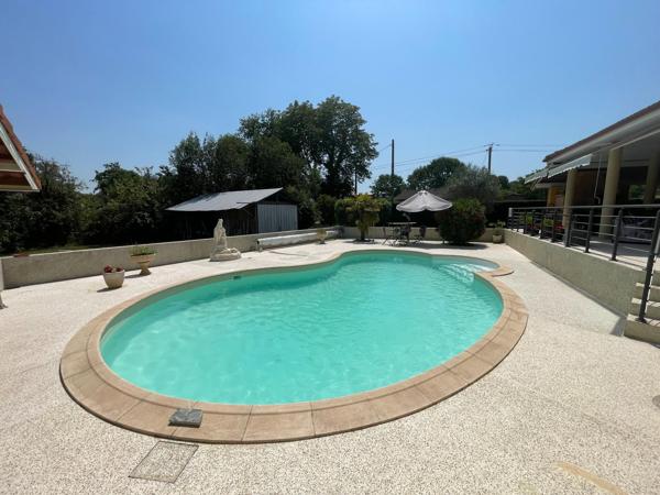 Villa avec piscine à 2 min du centre d'Eauze