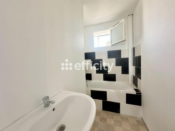 Appartement
         4 pièces
        - 62 m² Exclusivité 86 000 € *