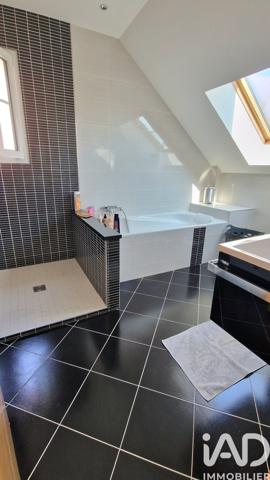 Maison à vendre 7 pièces 152 m² Montlhéry