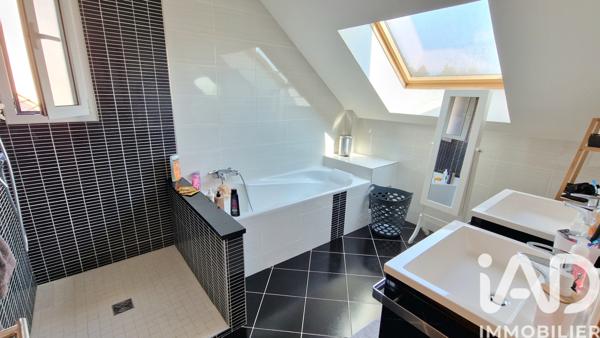 Maison à vendre 7 pièces 152 m² Montlhéry