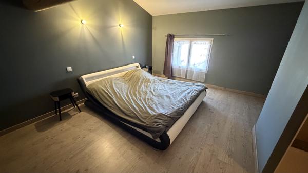 Maison
         5 pièces
        - 113 m² 366 000 € *