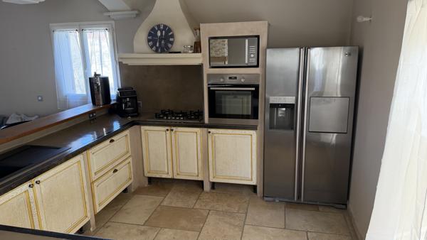 Maison
         5 pièces
        - 113 m² 366 000 € *