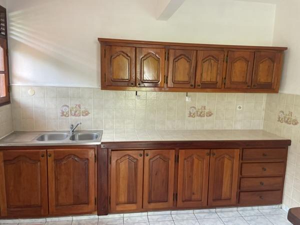 Bas de Villa T2 à Pliane au GOSIER