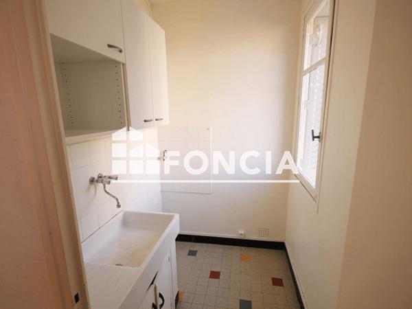 Location Studio 22.98 m² - MONTEE A Grenoble 38100