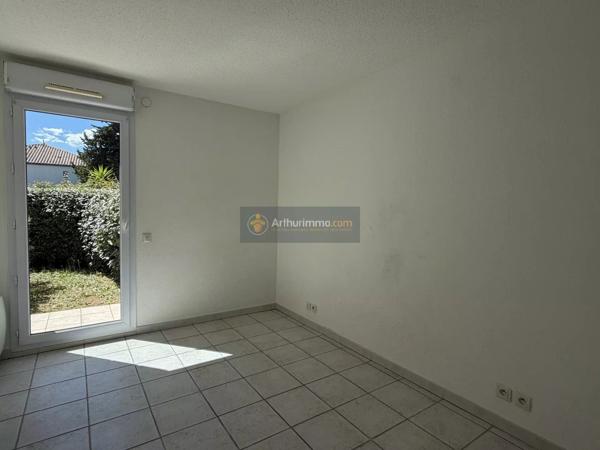 Location                                                      Appartement
                        
                     3 pièces                      67 m2                     à Fréjus