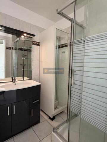 Location                                                      Appartement
                        
                     3 pièces                      67 m2                     à Fréjus