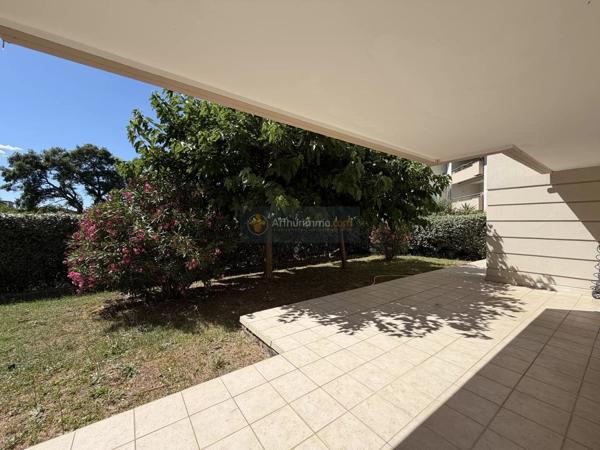 Location                                                      Appartement
                        
                     3 pièces                      67 m2                     à Fréjus