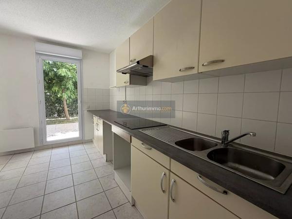 Location                                                      Appartement
                        
                     3 pièces                      67 m2                     à Fréjus