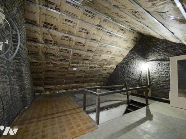 VALENCIENNES : Maison de ville - jardin - trois chambres et grenier aménageable