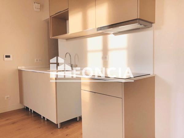 Location Appartement 2 pièces 55.3 m² - Toulon 83000