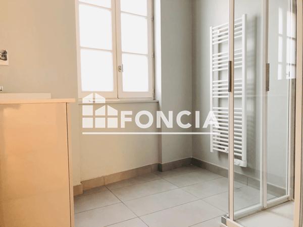 Location Appartement 2 pièces 55.3 m² - Toulon 83000