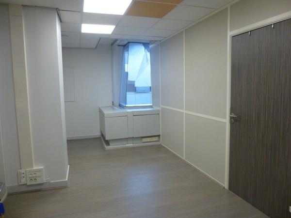 600 m2 de bureaux avec parking à vendre à Cergy au prix de 650000 euros