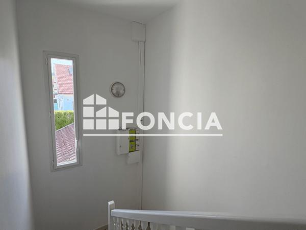 Location Maison 7 pièces 165.34 m² - 20 RUE PASTEUR Albertville 73200