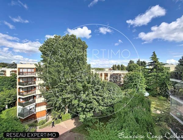 CHESNAY Grand 2 pièces 56m2 DERNIER ETAGE + BALCON
