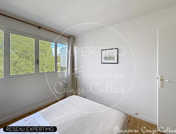 CHESNAY Grand 2 pièces 56m2 DERNIER ETAGE + BALCON