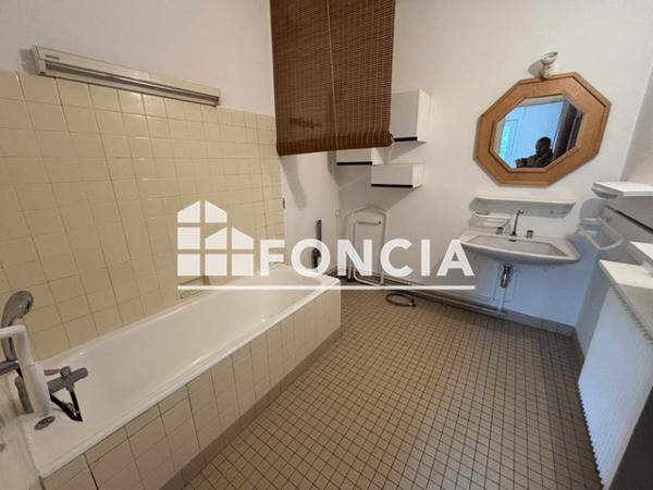 Location Appartement 3 pièces 59.92 m² - 21 Rue Ernest Albert Laxou 54520