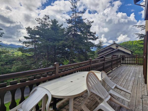 Chalet T5 à Montclar