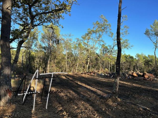 Lorgues(83) terrain de 800 m² viabilisé