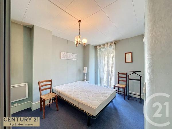 Appartement T5 à vendre  5 pièces - 97 m 2   BAGNERES DE LUCHON  - 31