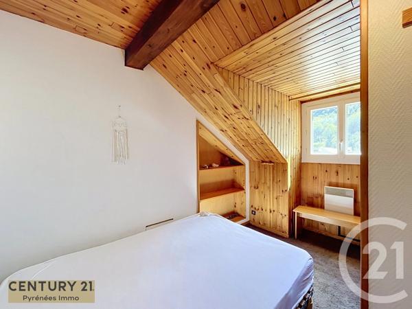 Appartement T5 à vendre  5 pièces - 97 m 2   BAGNERES DE LUCHON  - 31