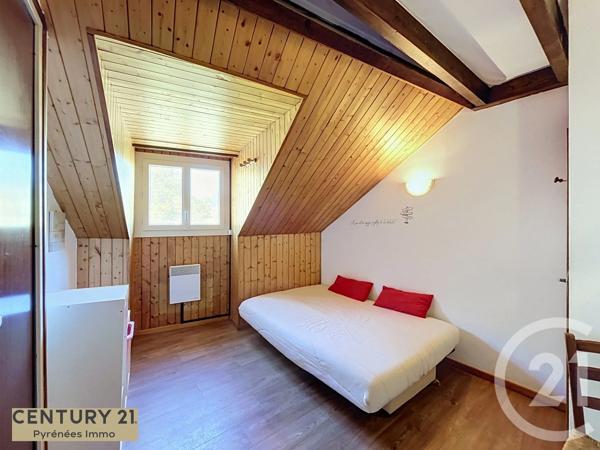 Appartement T5 à vendre  5 pièces - 97 m 2   BAGNERES DE LUCHON  - 31