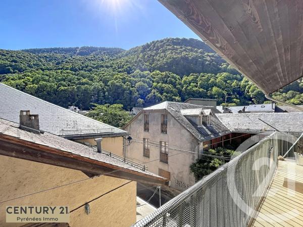 Appartement T5 à vendre  5 pièces - 97 m 2   BAGNERES DE LUCHON  - 31