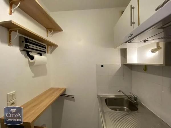 Appartement à louer 2 pièces 34.16m² Valenciennes (59300)