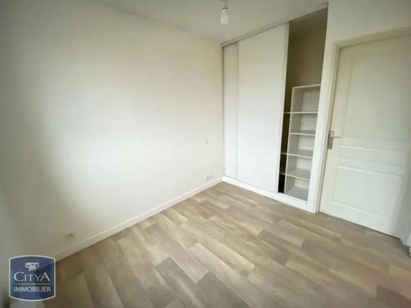 Appartement à louer 2 pièces 34.16m² Valenciennes (59300)