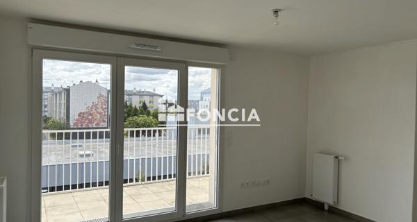 Location Appartement 2 pièces 39.77 m² - Nemours 77140