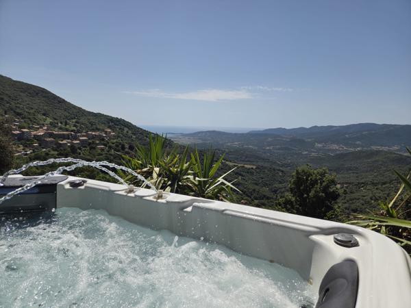 Villa vue mer avec 5 suites et jacuzzi à Sollacaro – idéale maison d’hôtes Sollacaro (20140)