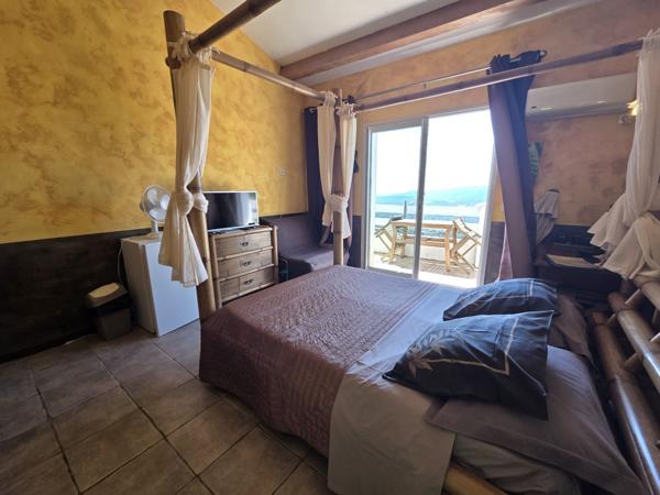 Villa vue mer avec 5 suites et jacuzzi à Sollacaro – idéale maison d’hôtes Sollacaro (20140)