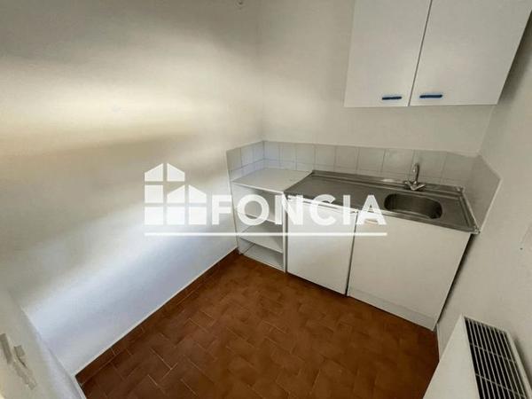 Location Studio 22.4 m² - 42 AVENUE DU PIC SAINT LOUP Montpellier 34000