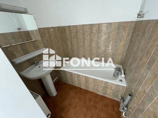 Location Studio 22.4 m² - 42 AVENUE DU PIC SAINT LOUP Montpellier 34000