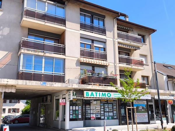 Grand T2 de 56m2 au centre de REGNIER 74930