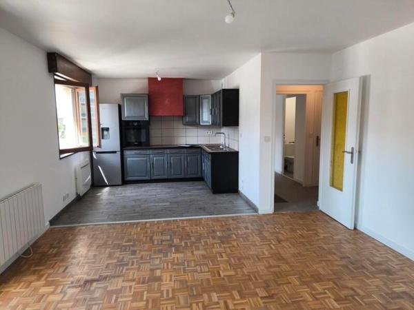 Grand T2 de 56m2 au centre de REGNIER 74930