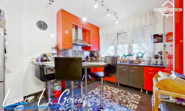 Maison mitoyenne 128 m² à Villerupt – 3 chambres, bureaux, sous-sol complet et grand garage