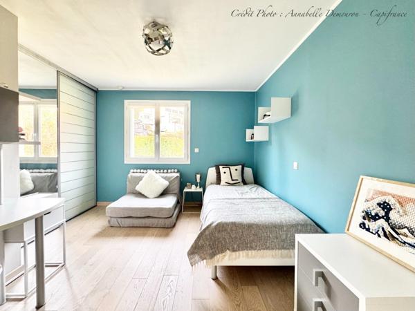 VEYRE-MONTON, Villa P6 avec très grand garage, piscine sécurisée et chauffée sur terrain de 1 509,00 m²