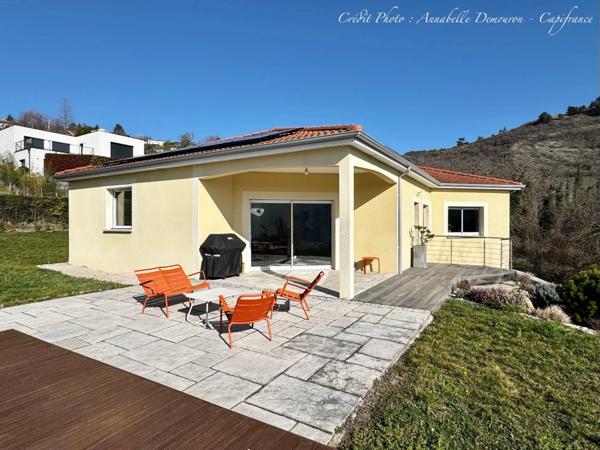 VEYRE-MONTON, Villa P6 avec très grand garage, piscine sécurisée et chauffée sur terrain de 1 509,00 m²