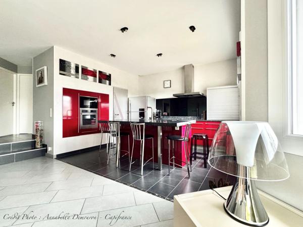 VEYRE-MONTON, Villa P6 avec très grand garage, piscine sécurisée et chauffée sur terrain de 1 509,00 m²